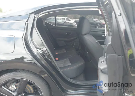 2024 Nissan Sentra Sr Xtronic Cvt z USA, uszkodzony, nr VIN 3N1AB8DV7RY277639